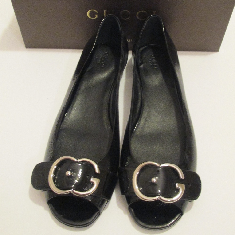NEW Gucci Black Patent Flats - Picture 5 of 9